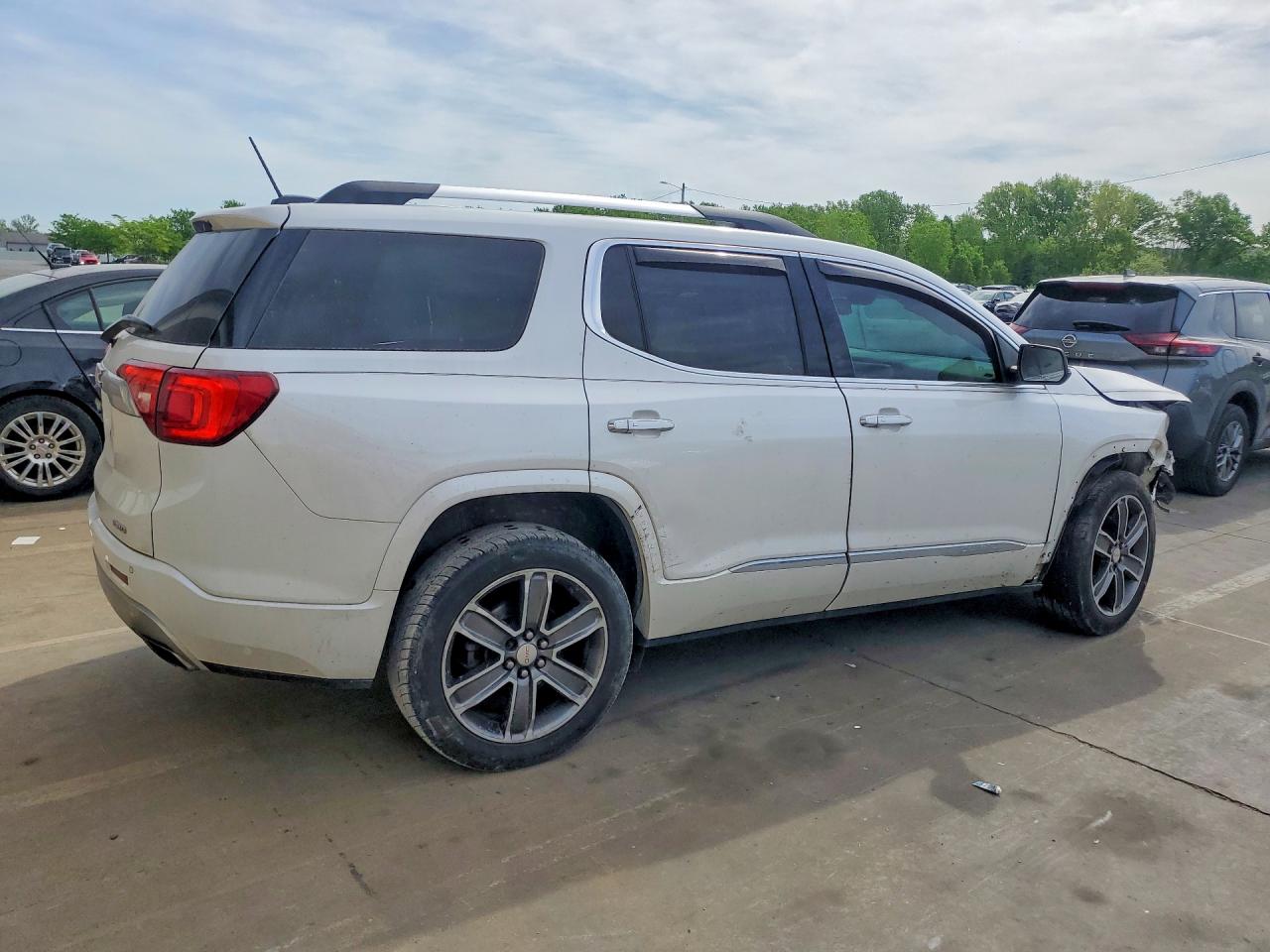 2017 GMC ACADIA DENALI — снимка 3
