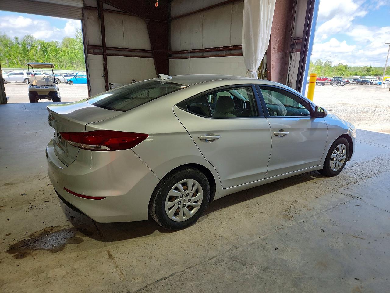 2017 HYUNDAI ELANTRA SE — снимка 3