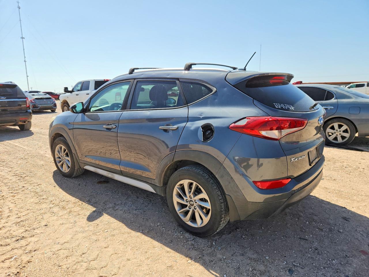 2017 HYUNDAI TUCSON SE — снимка 2