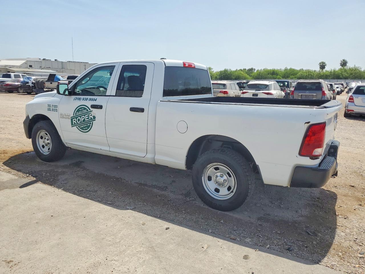 2015 RAM 1500 ST — снимка 2