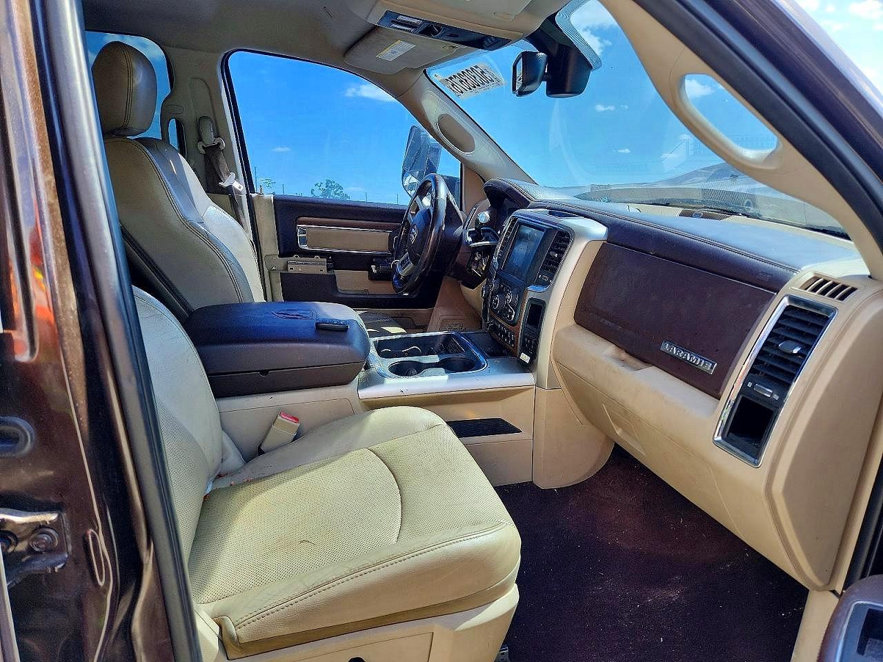 2017 RAM 3500 LARAMIE — снимка 5