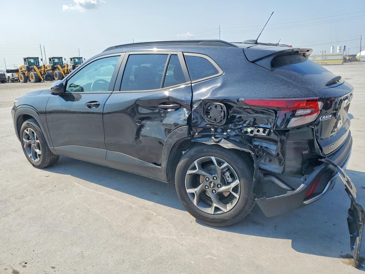2025 CHEVROLET TRAX 1LT — снимка 2