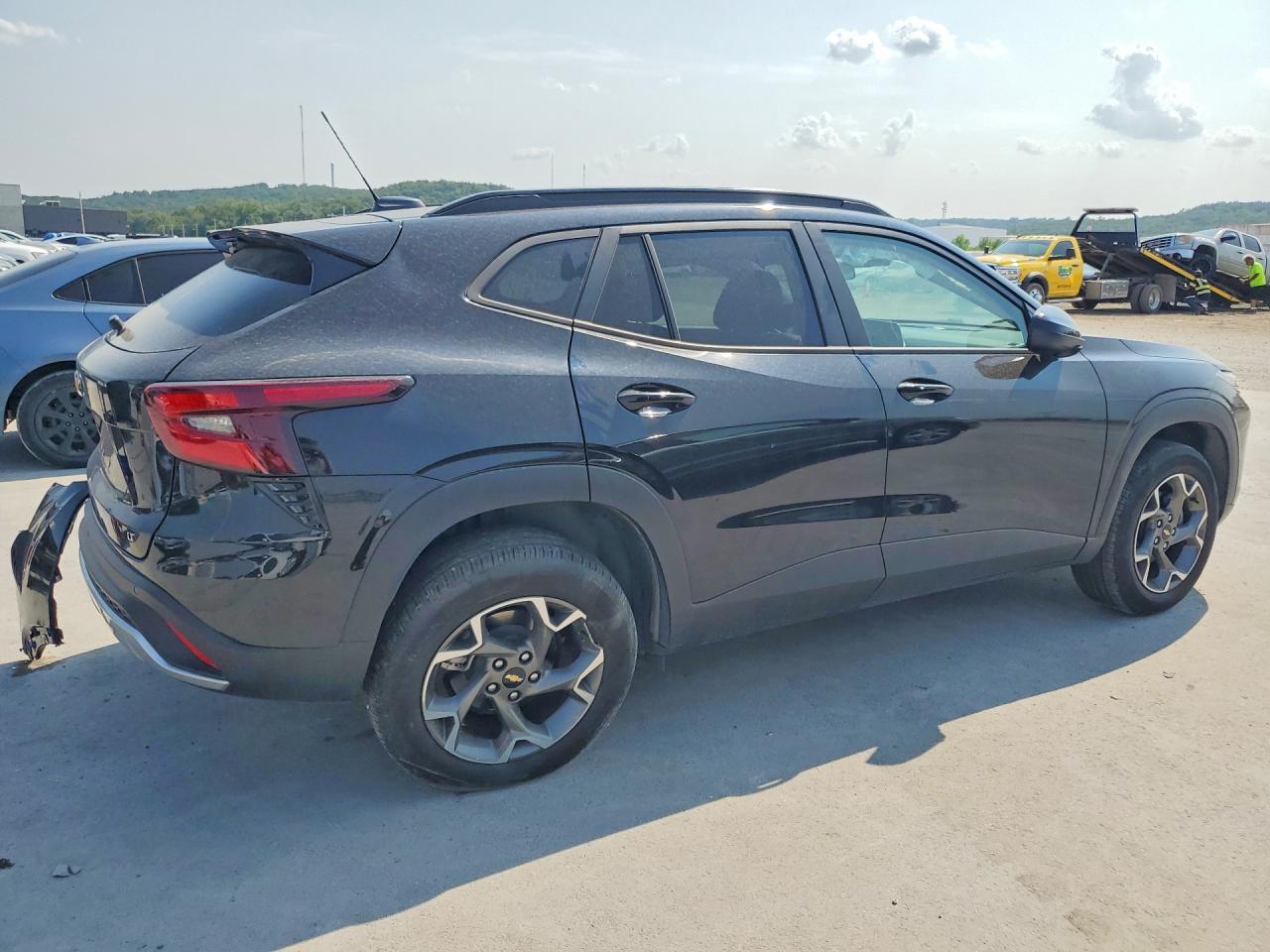 2025 CHEVROLET TRAX 1LT — снимка 3