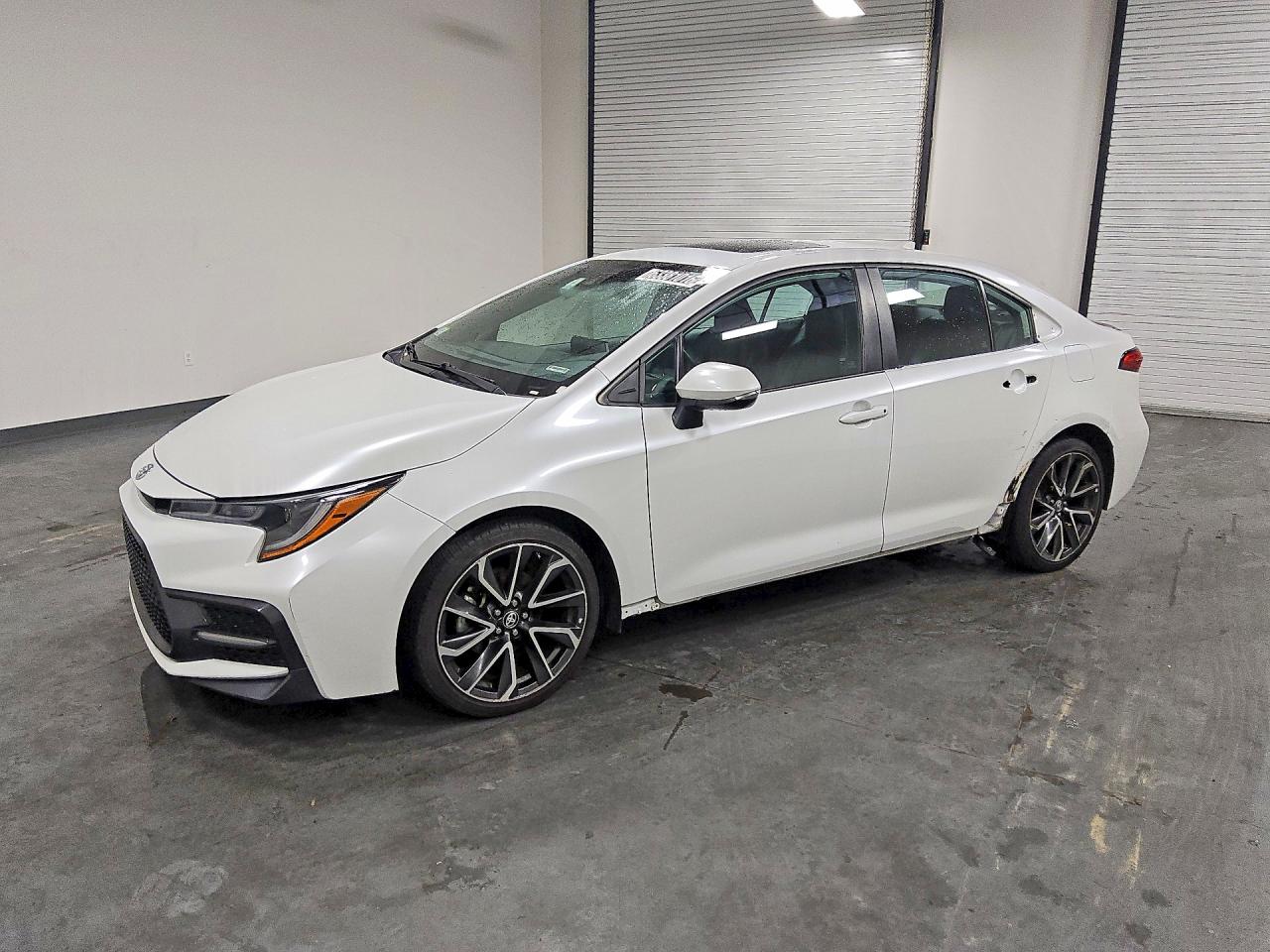2022 TOYOTA COROLLA XSE