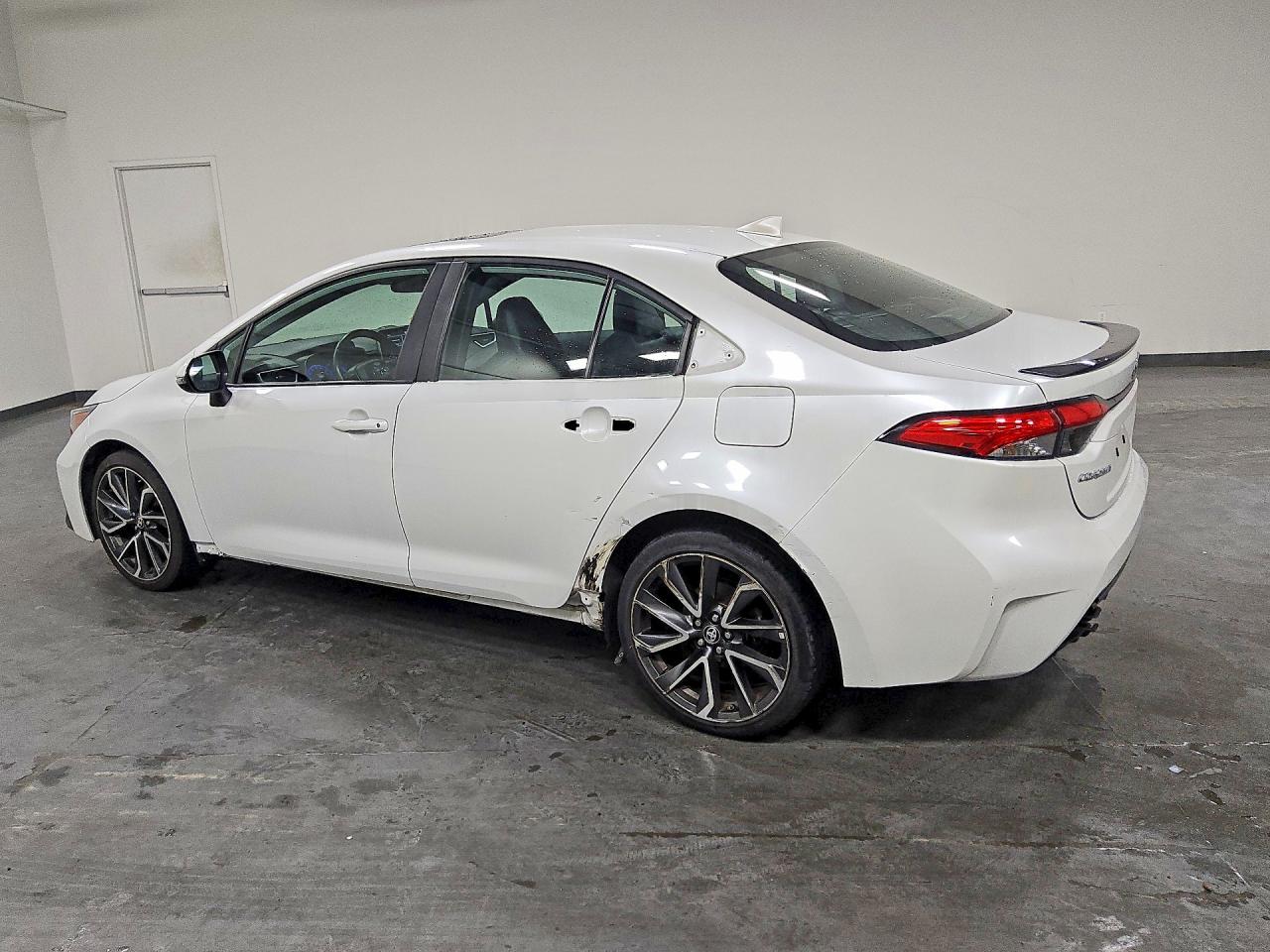 2022 TOYOTA COROLLA XSE — снимка 2
