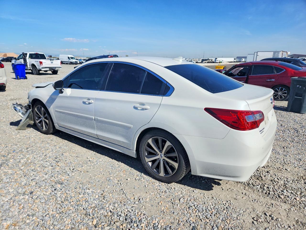 2017 SUBARU LEGACY 2.5I LIMITED — снимка 2