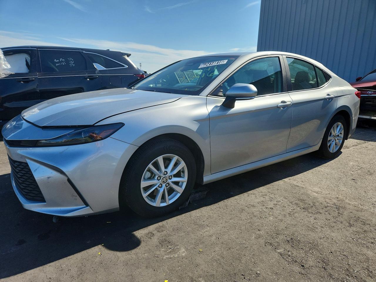 2025 TOYOTA CAMRY LE