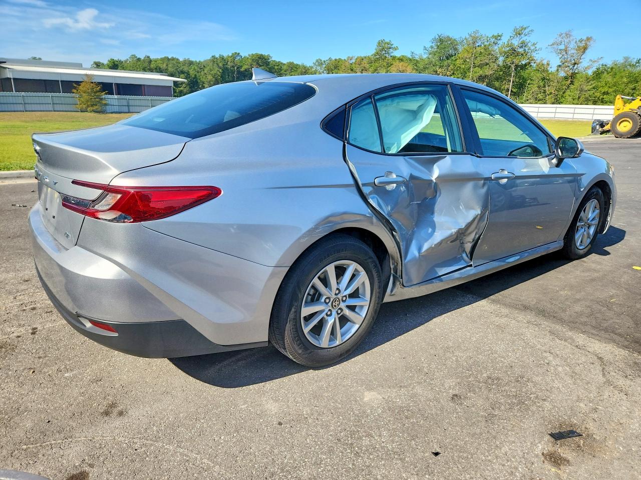 2025 TOYOTA CAMRY LE — снимка 3