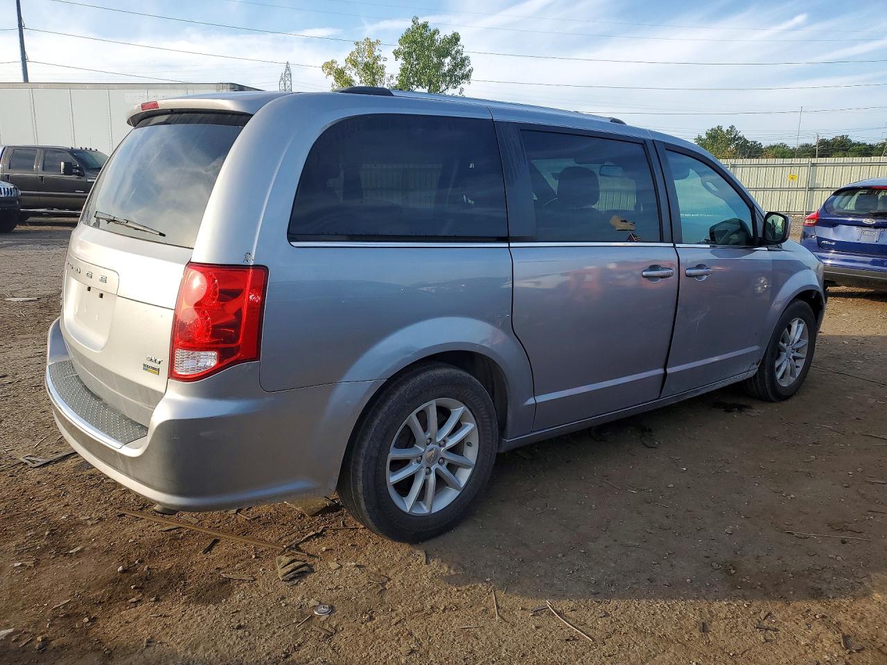 2019 DODGE GRAND CARAVAN SXT — снимка 3