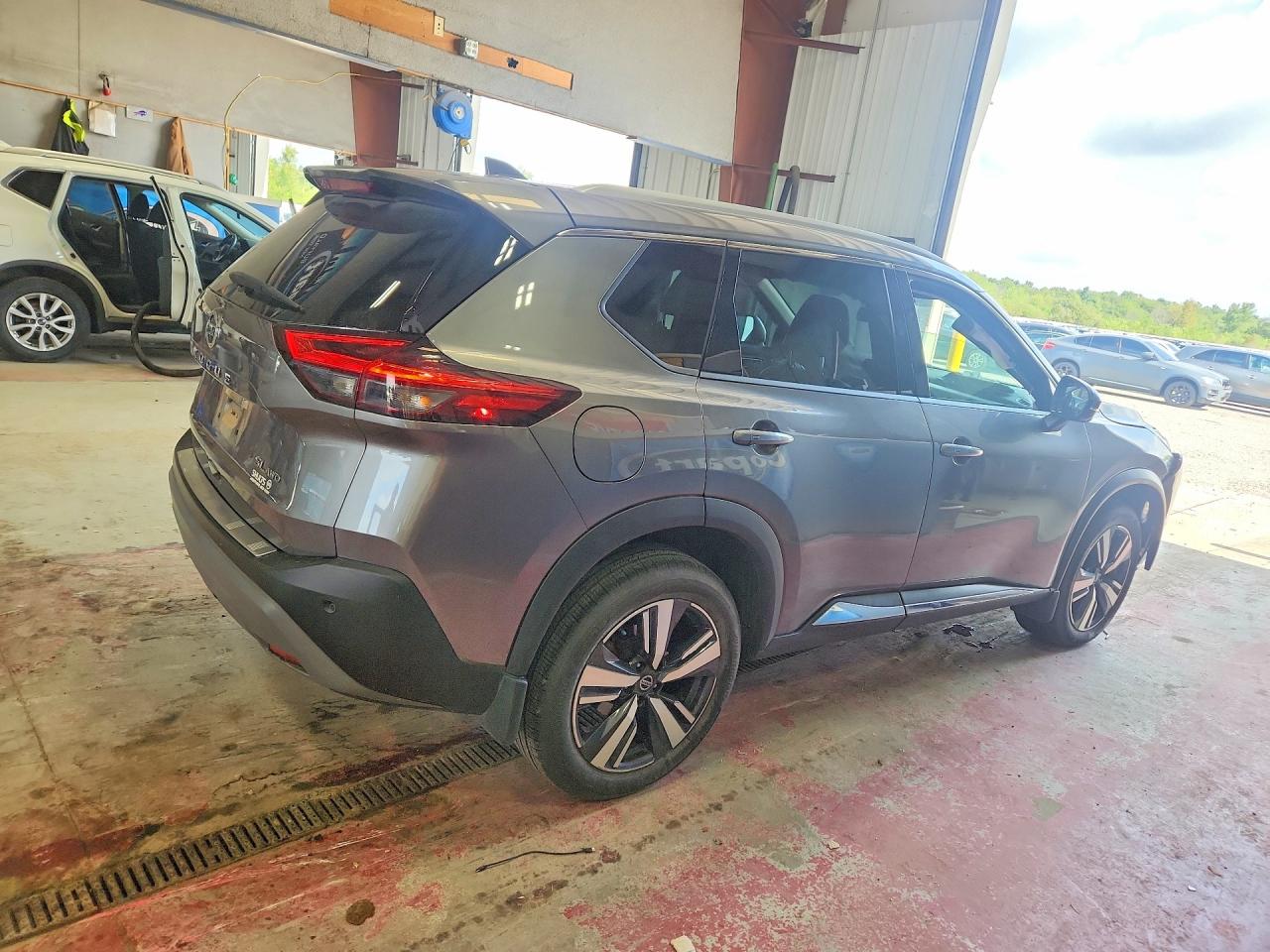 2021 NISSAN ROGUE SL — снимка 3