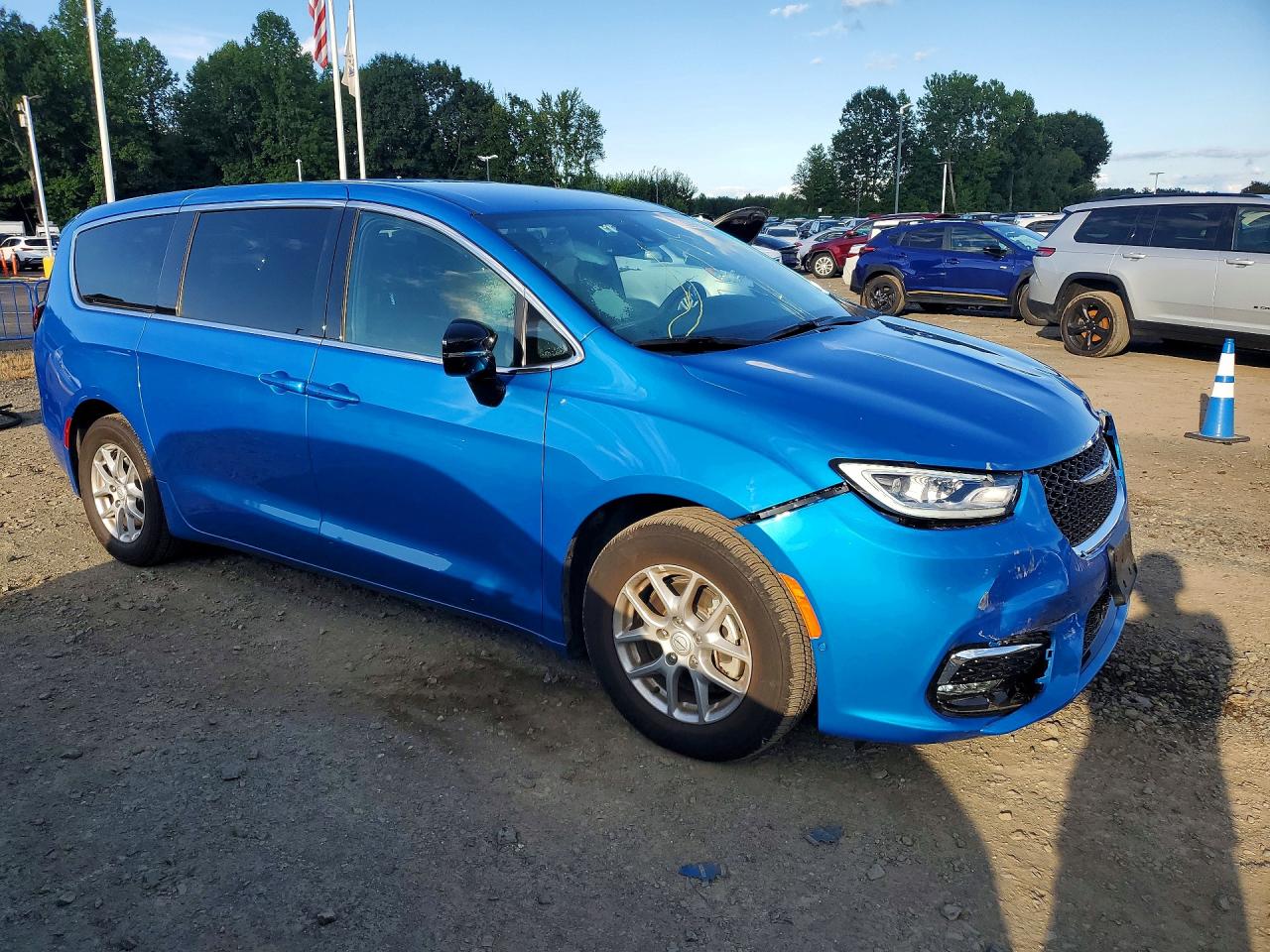 2026 CHRYSLER PACIFICA SELECT — снимка 4
