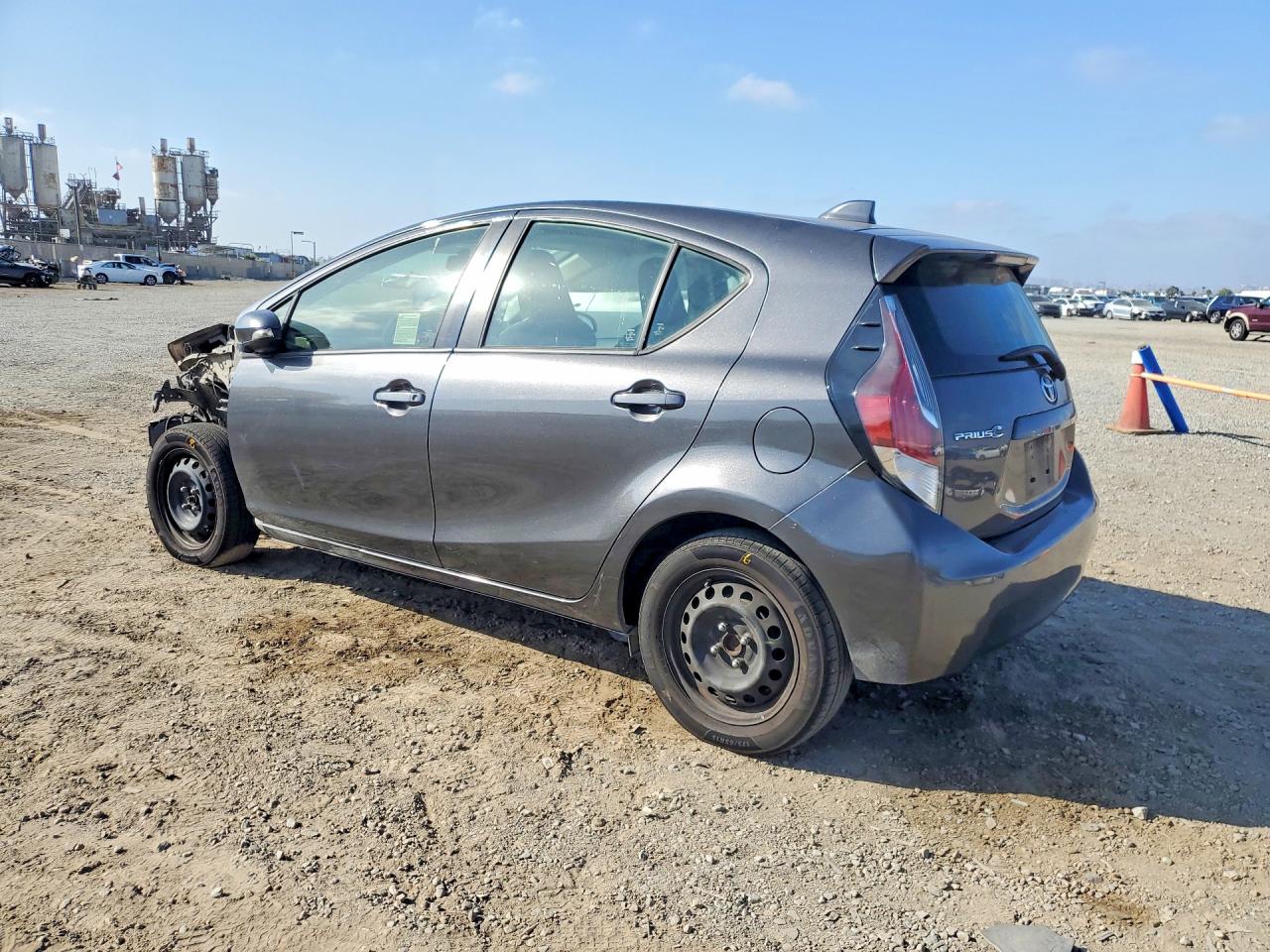 2016 TOYOTA PRIUS C ONE — снимка 2