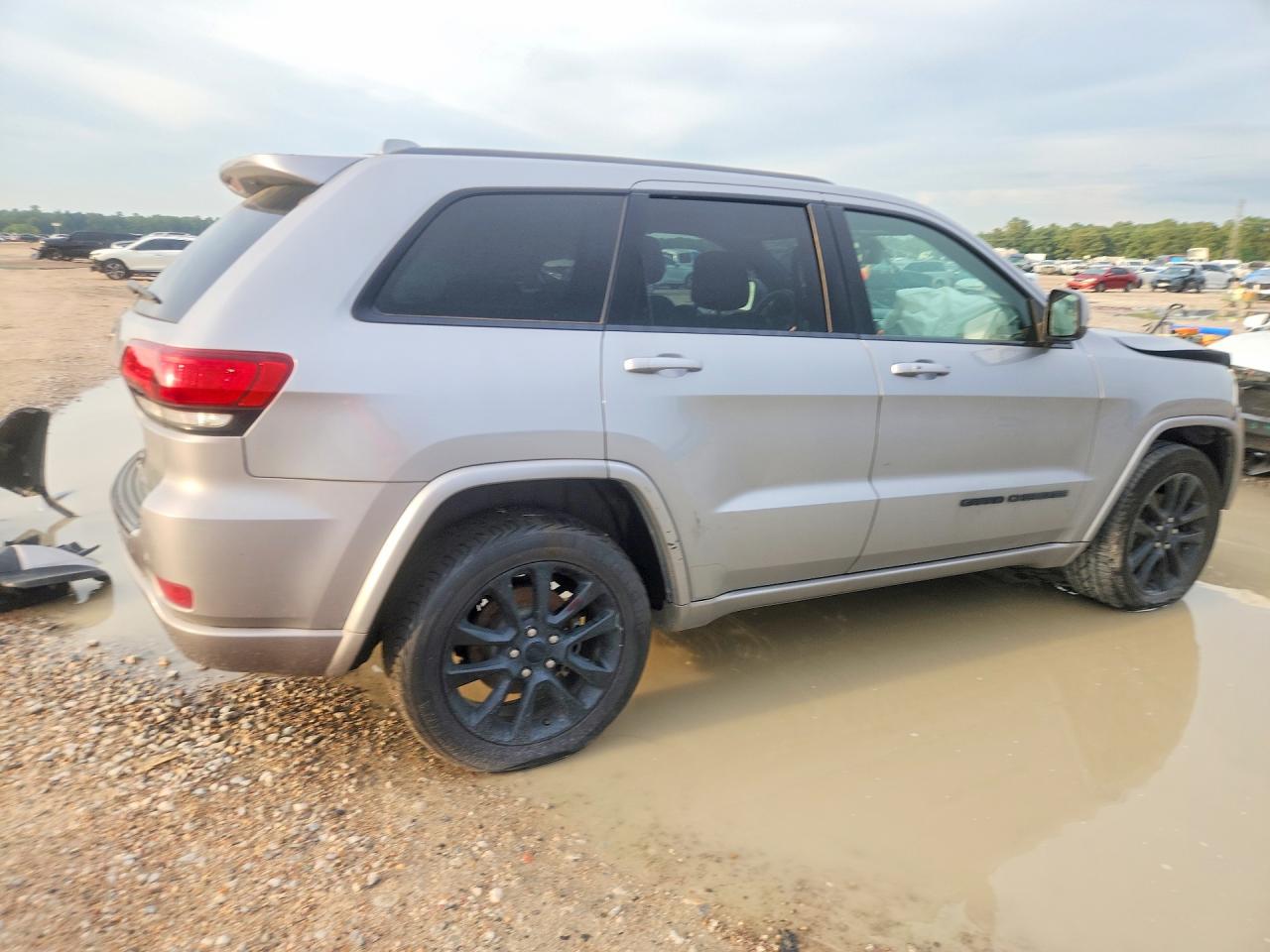 2018 JEEP GRAND CHEROKEE LAREDO — снимка 3