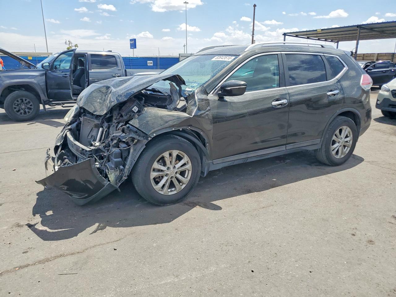 2015 NISSAN ROGUE SV
