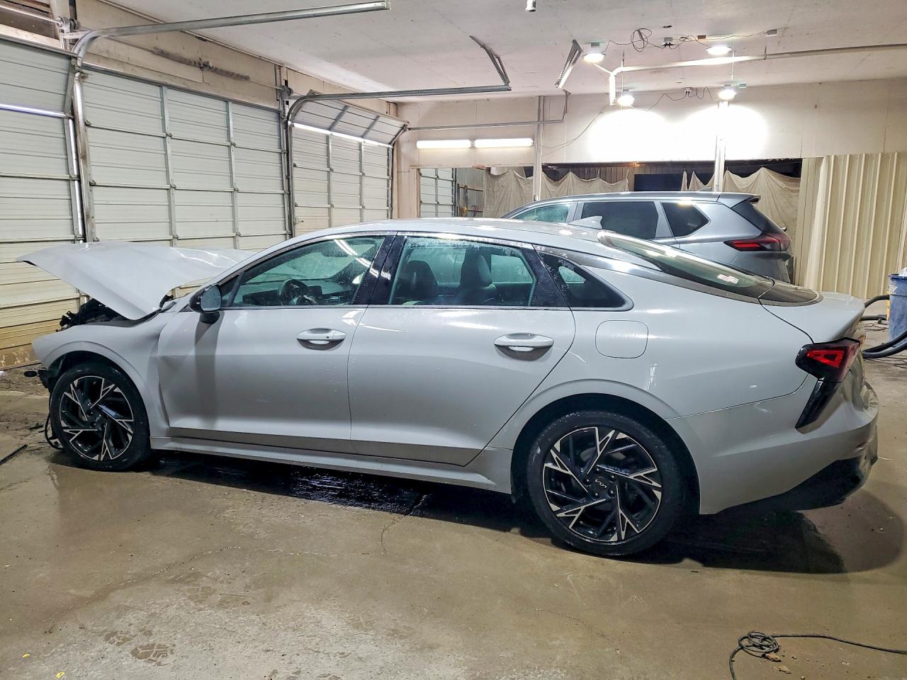 2025 KIA K5 GT LINE — снимка 2
