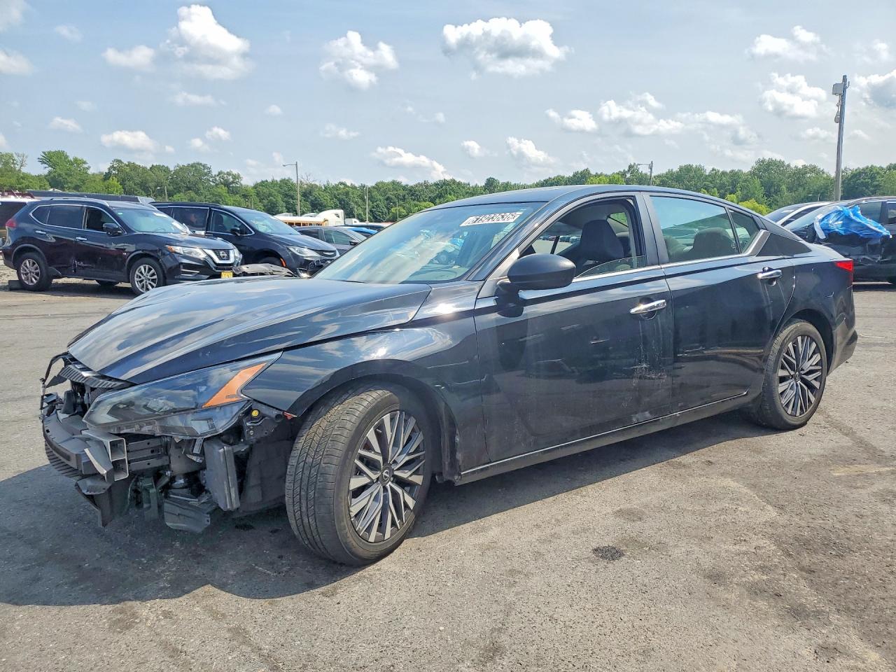 2024 NISSAN ALTIMA SV