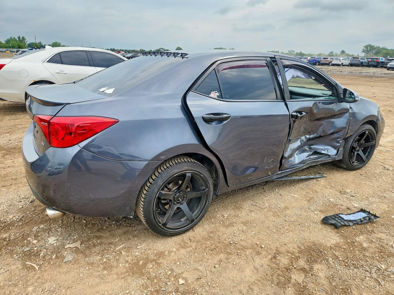 2017 TOYOTA COROLLA SE — снимка 3