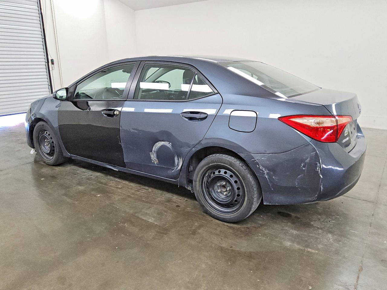 2017 TOYOTA COROLLA LE — снимка 2