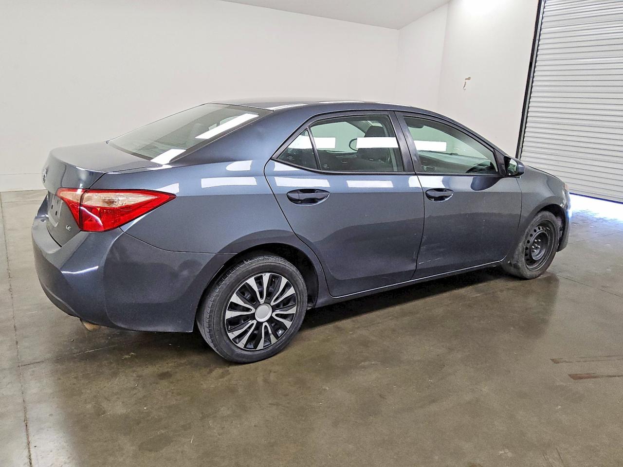 2017 TOYOTA COROLLA LE — снимка 3