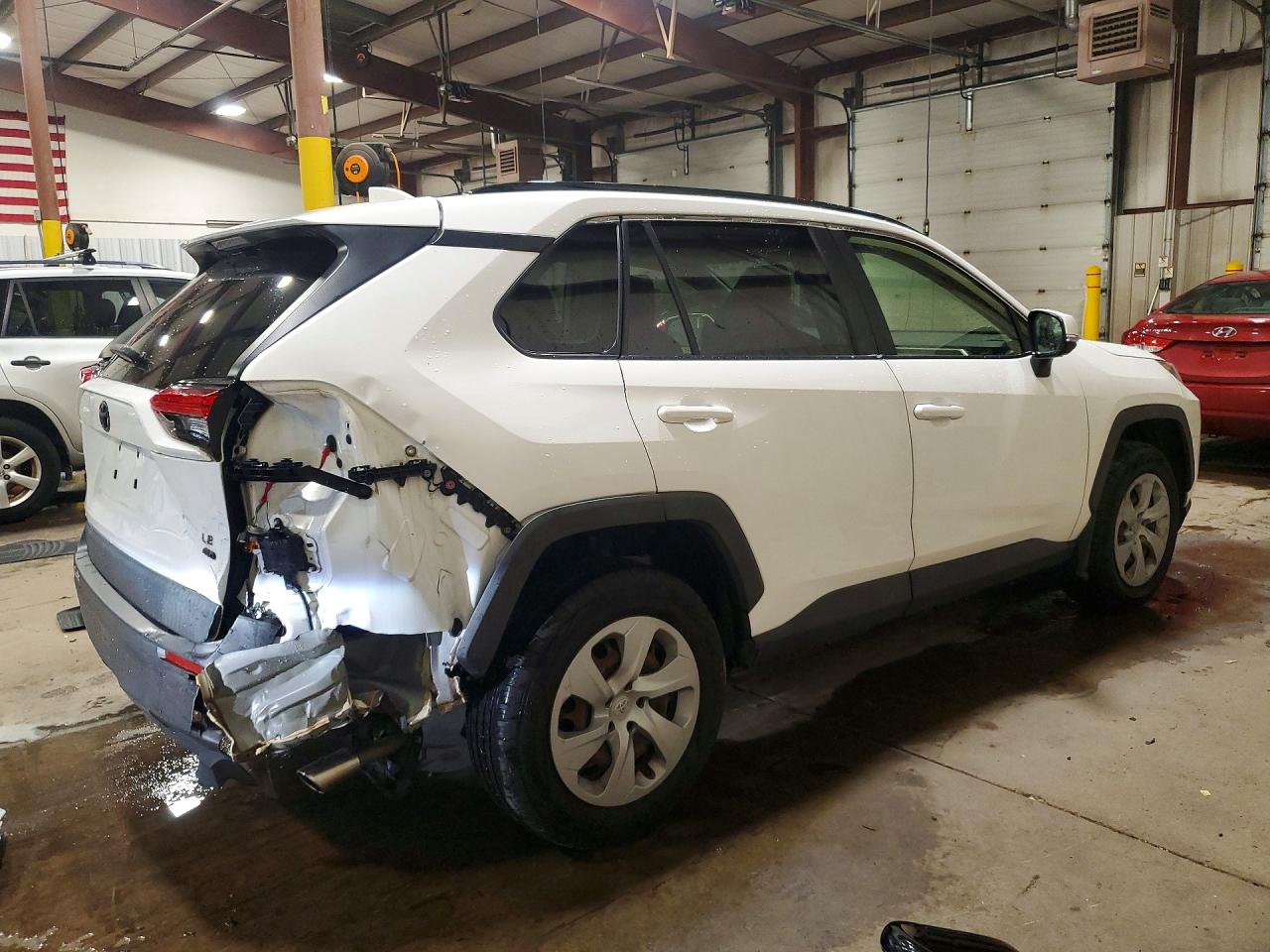 2019 TOYOTA RAV4 LE — снимка 3