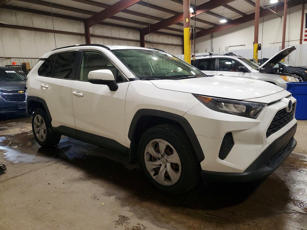 2019 TOYOTA RAV4 LE — снимка 4