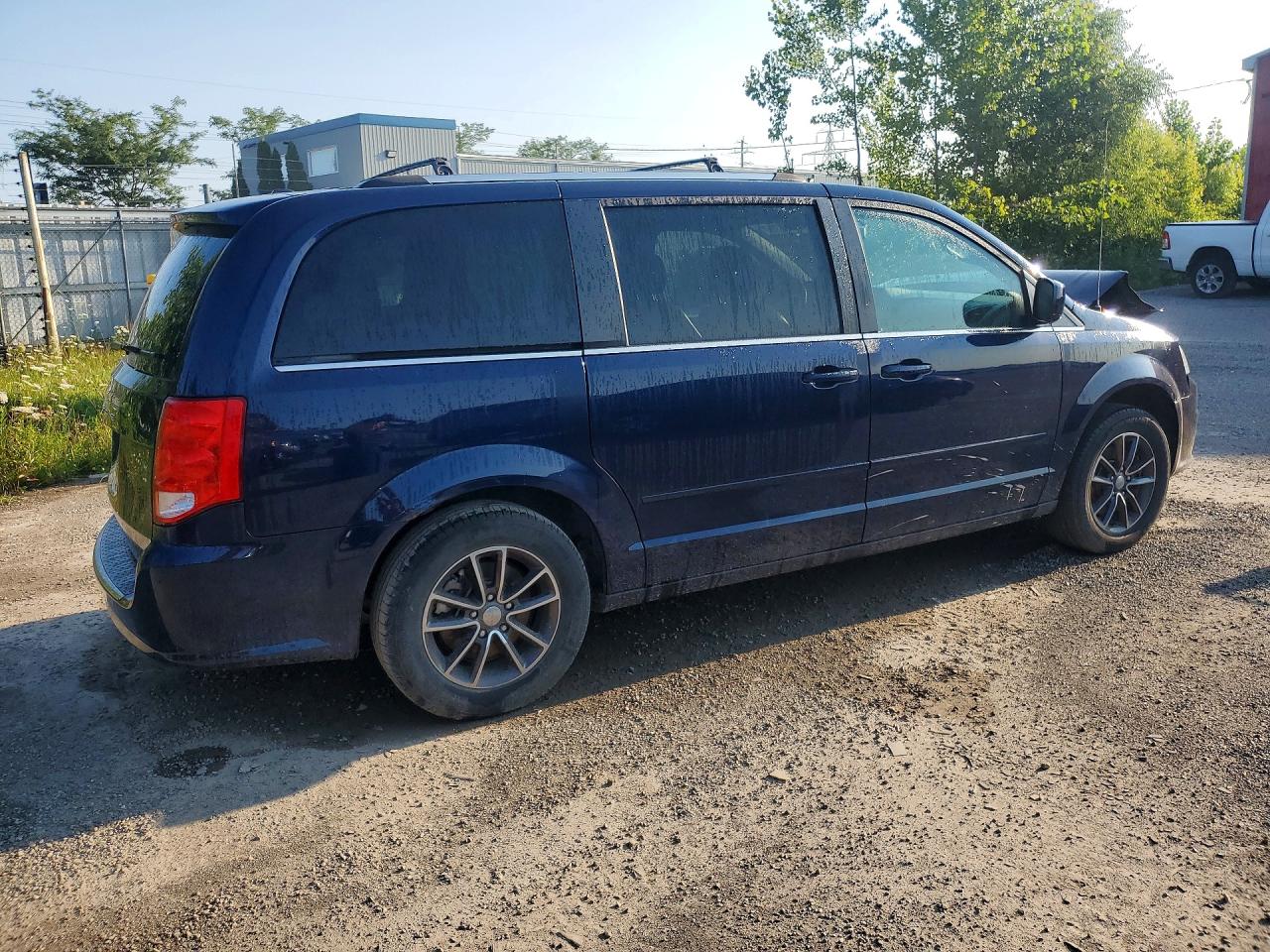2017 DODGE GRAND CARAVAN SE — снимка 3