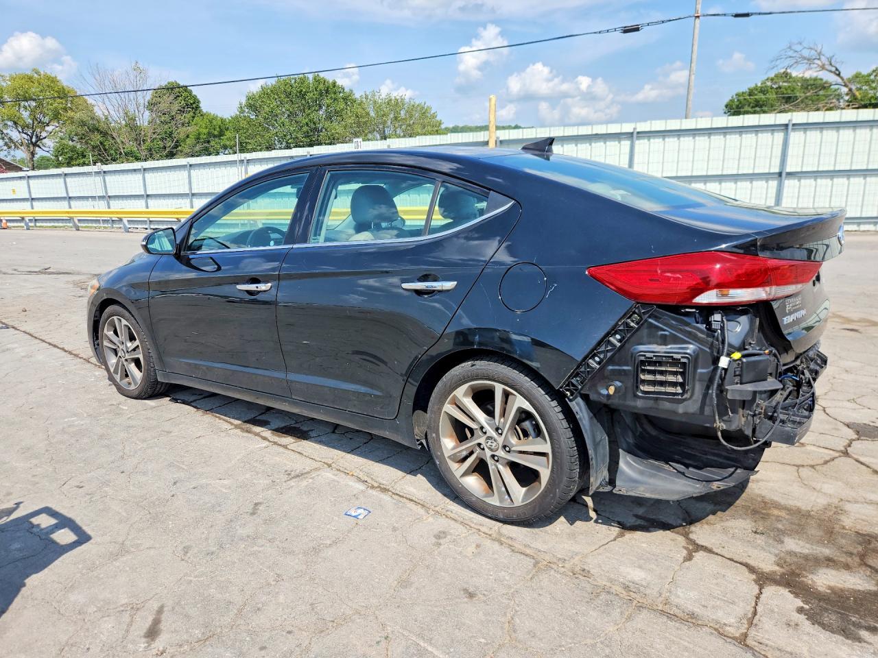 2017 HYUNDAI ELANTRA LIMITED — снимка 2