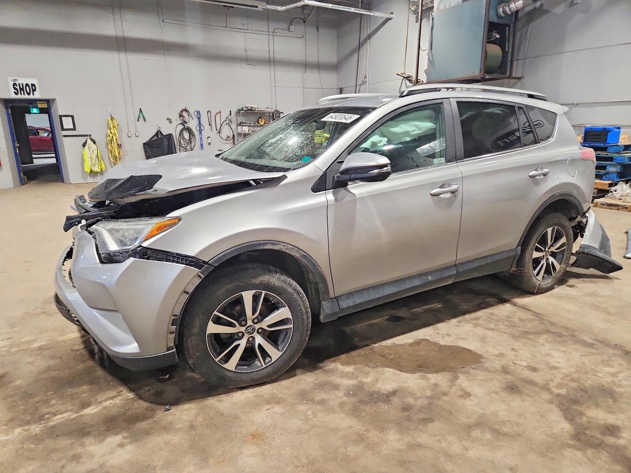 2018 TOYOTA RAV4 LE