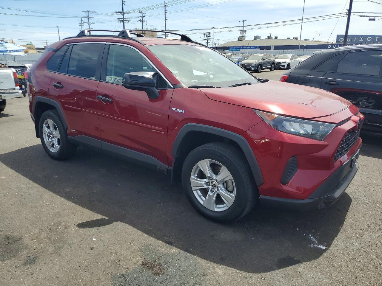 2021 TOYOTA RAV4 LE — снимка 4