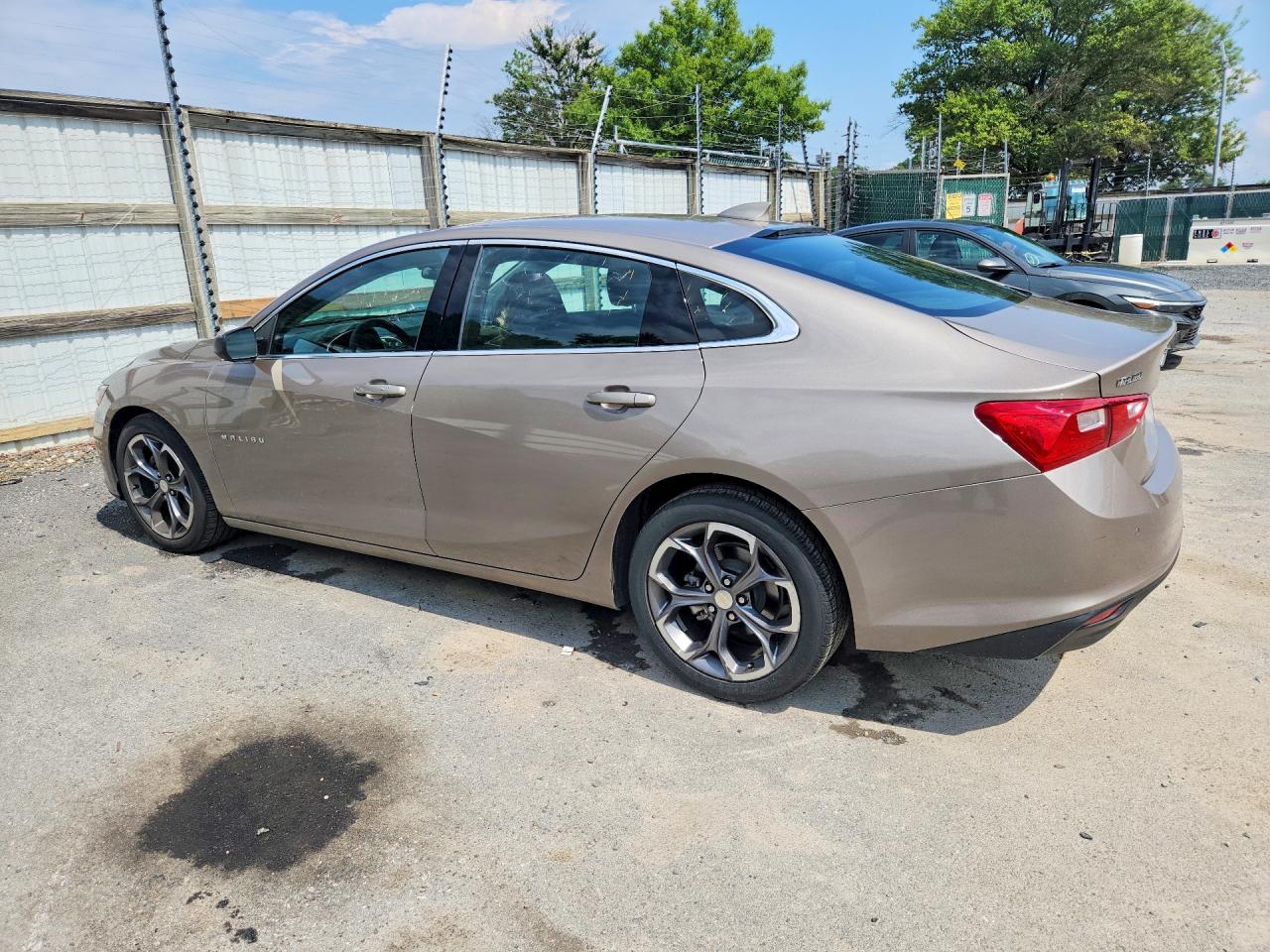 2023 CHEVROLET MALIBU LT — снимка 2