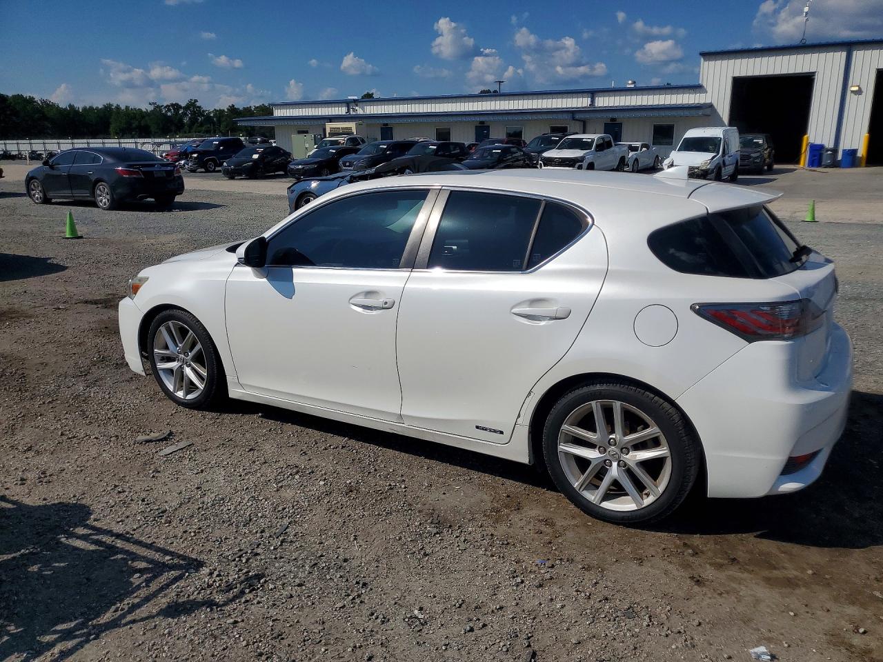 2015 LEXUS CT 200 — снимка 2