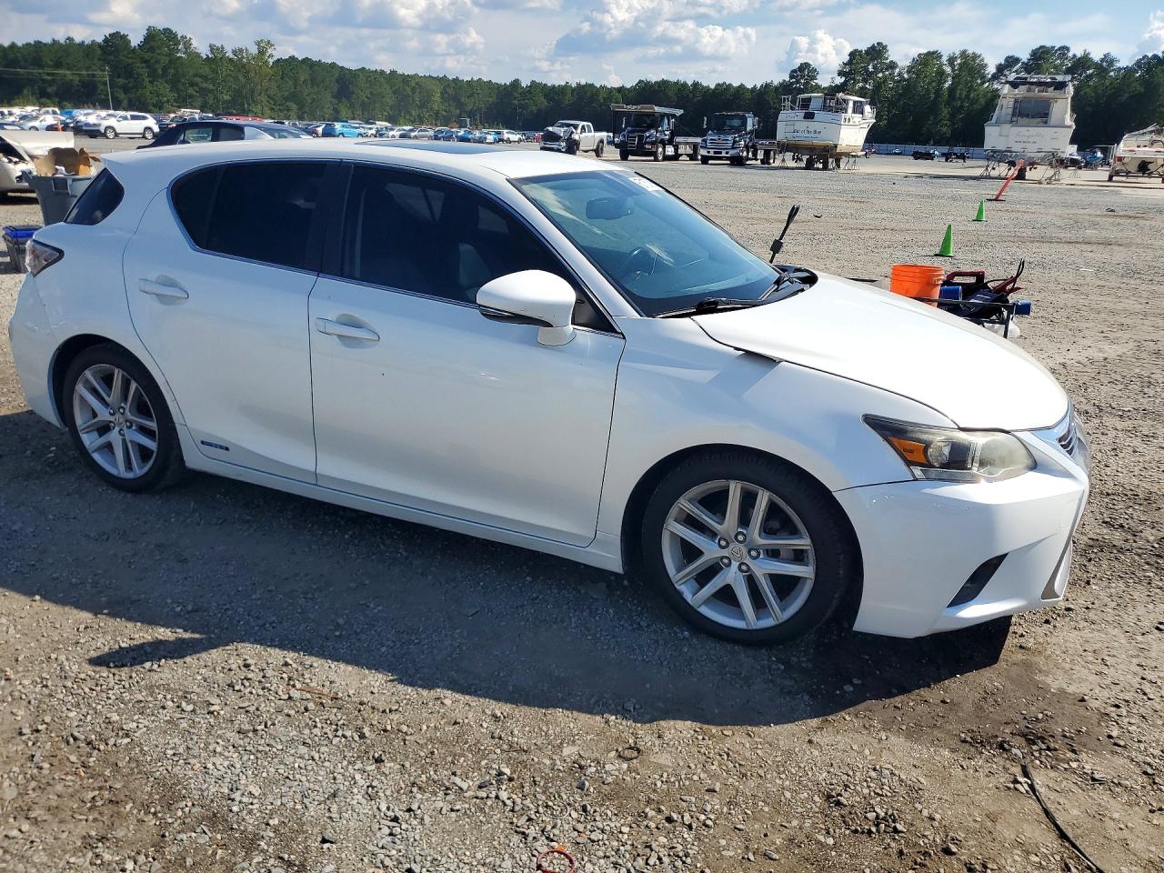 2015 LEXUS CT 200 — снимка 4