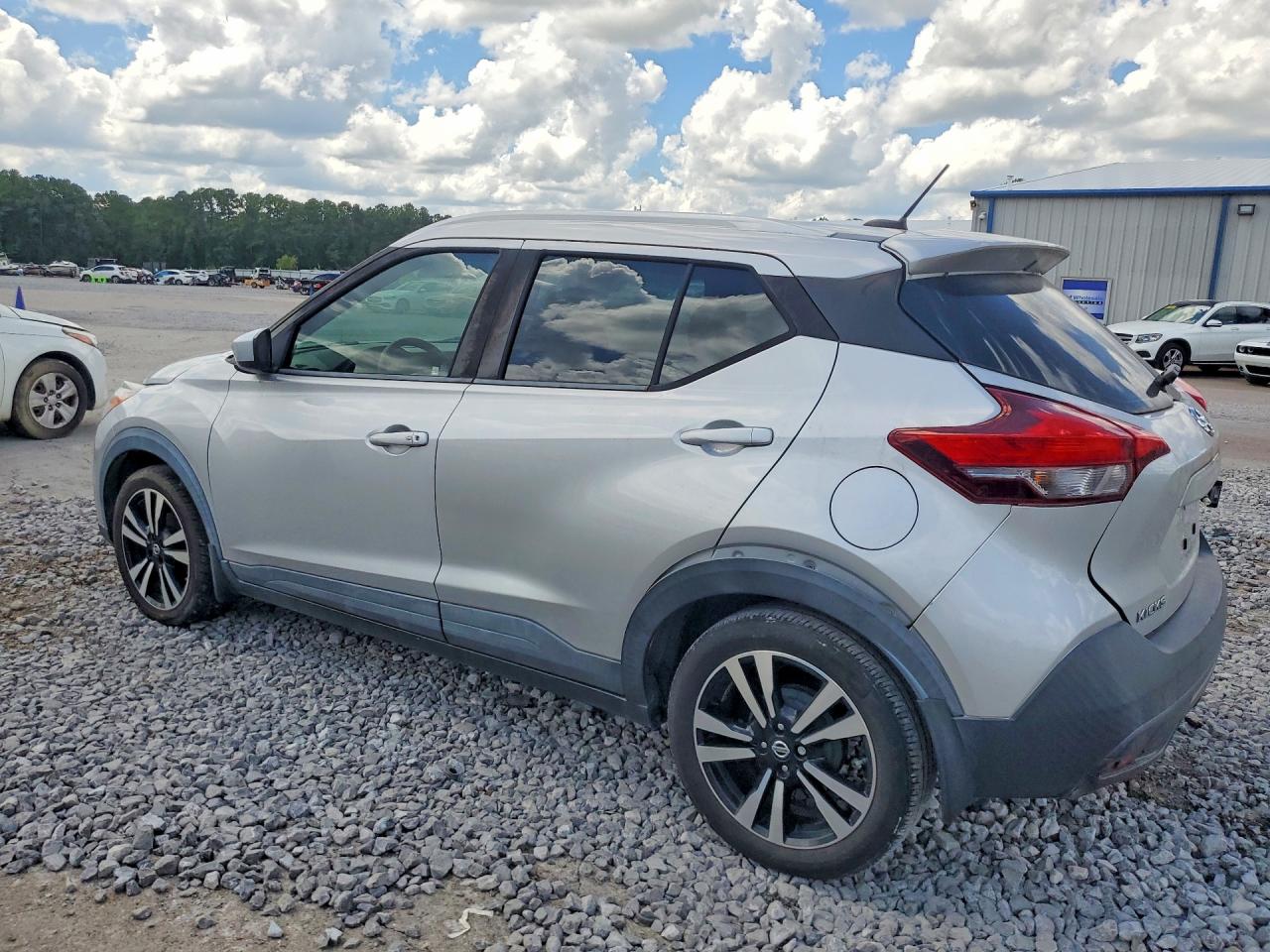 2018 NISSAN KICKS SV — снимка 2