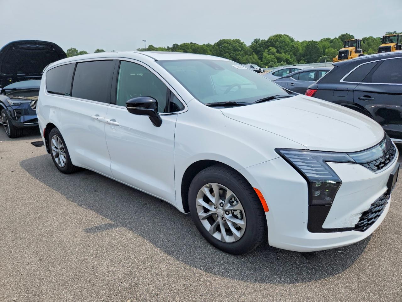 2027 CHRYSLER PACIFICA LIMITED — снимка 4