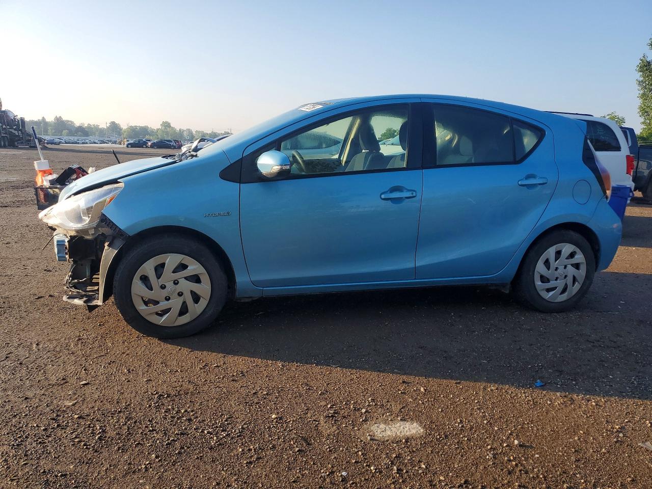2016 TOYOTA PRIUS C ONE