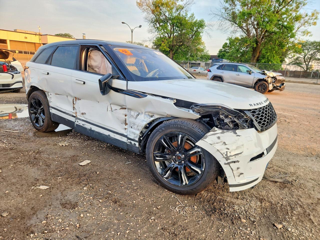 2020 LAND ROVER RANGE ROVER VELAR S — снимка 4