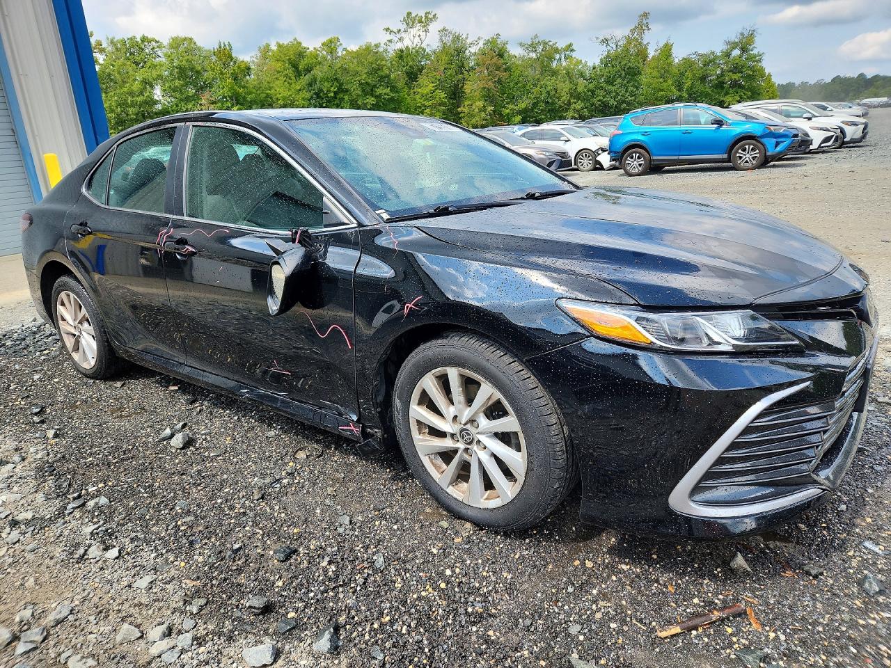 2021 TOYOTA CAMRY LE — снимка 4