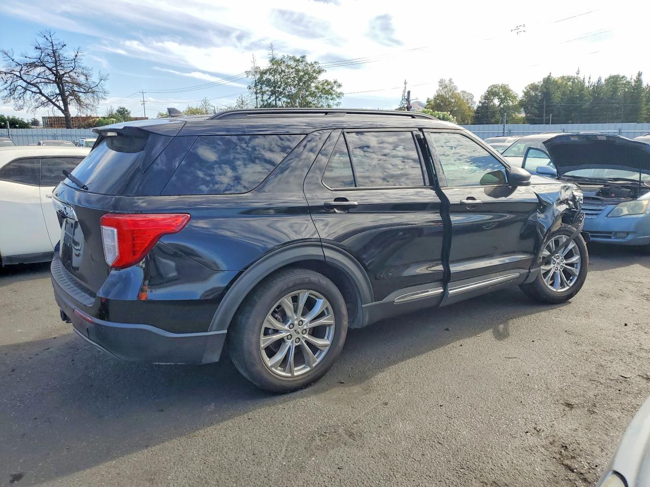 2020 FORD EXPLORER XLT — снимка 3