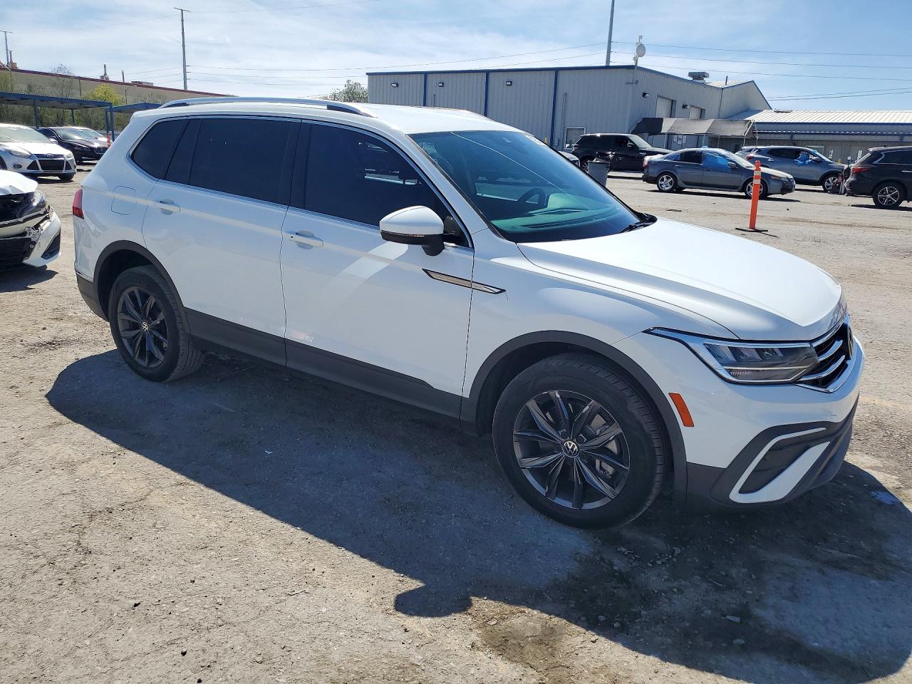 2022 VOLKSWAGEN TIGUAN SE — снимка 4