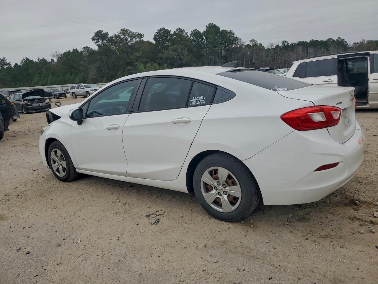 2017 CHEVROLET CRUZE LS — снимка 2