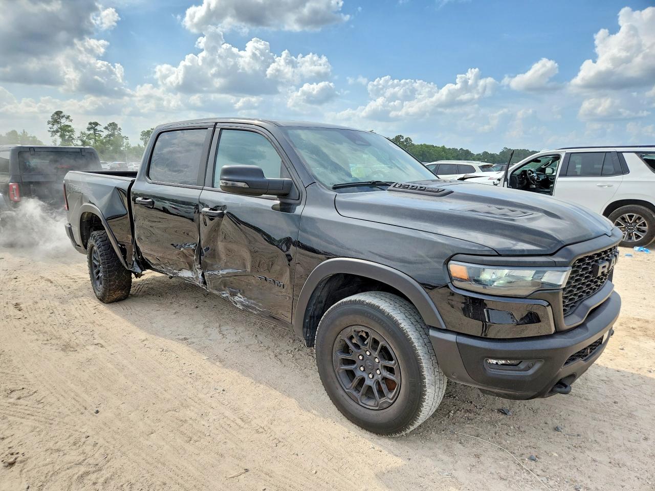 2025 RAM 1500 REBEL — снимка 4