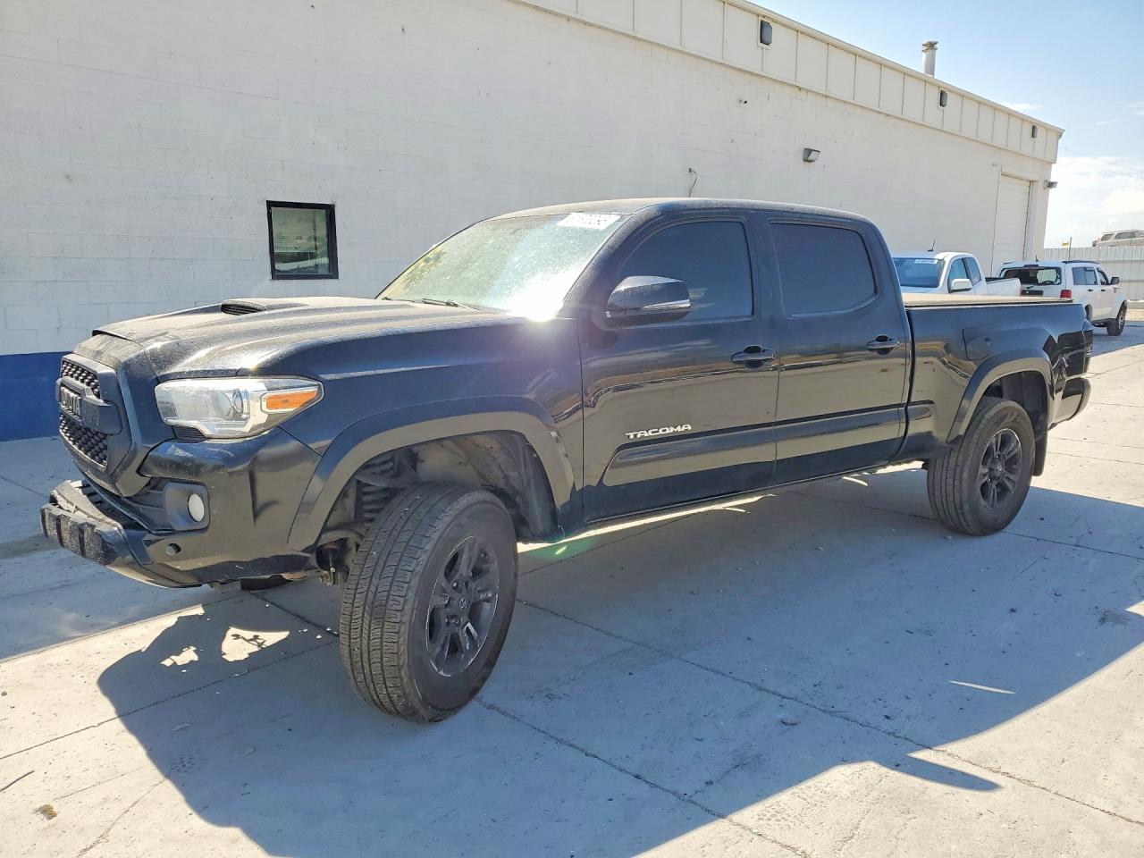 2016 TOYOTA TACOMA DOUBLE CAB
