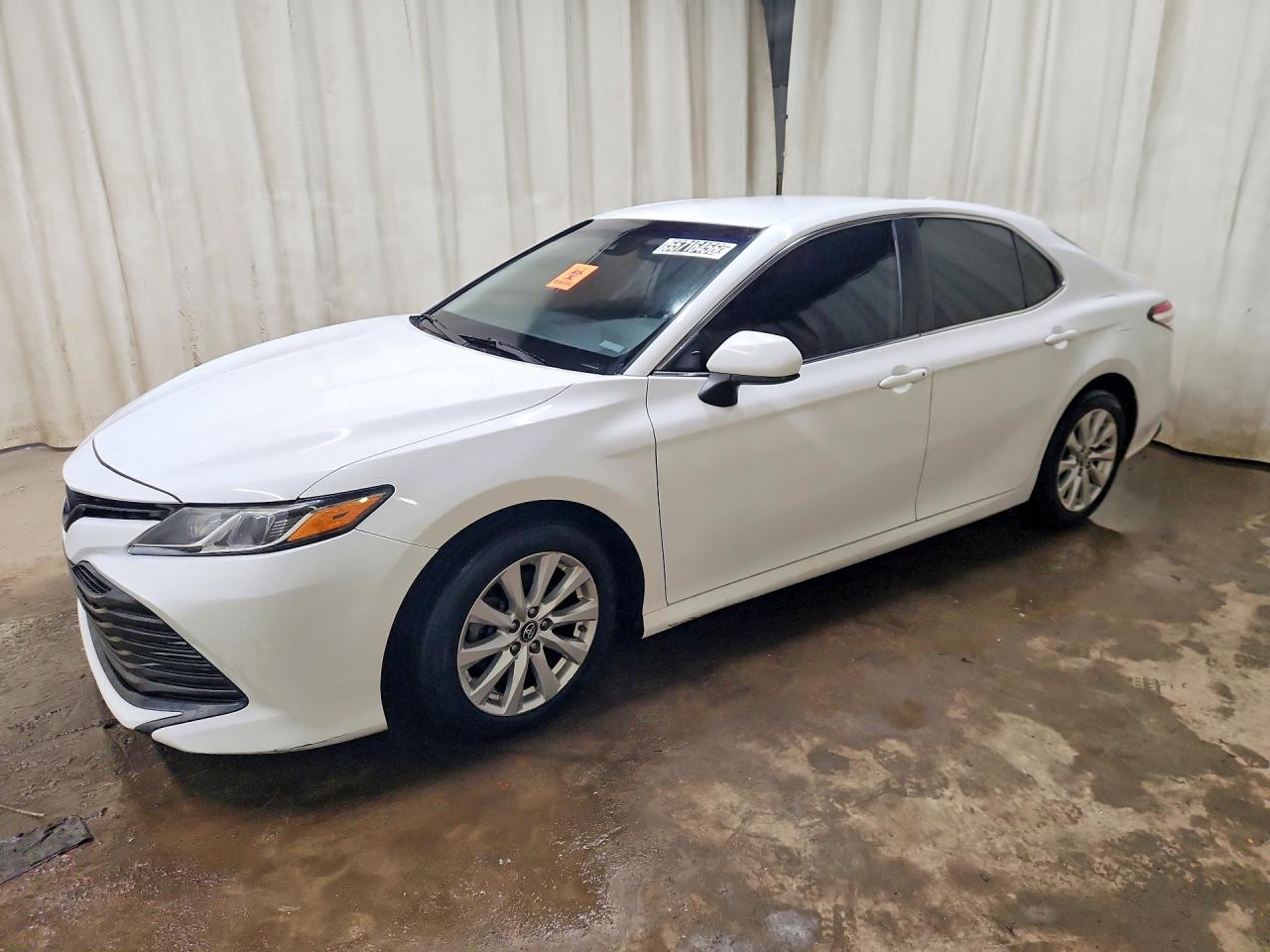 2019 TOYOTA CAMRY LE