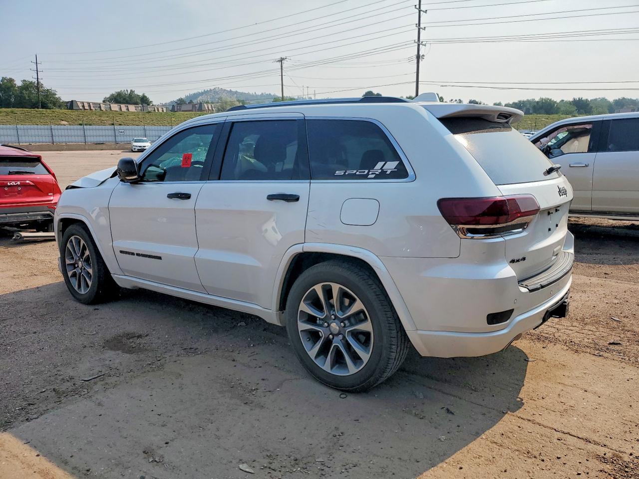 2017 JEEP GRAND CHEROKEE OVERLAND — снимка 2