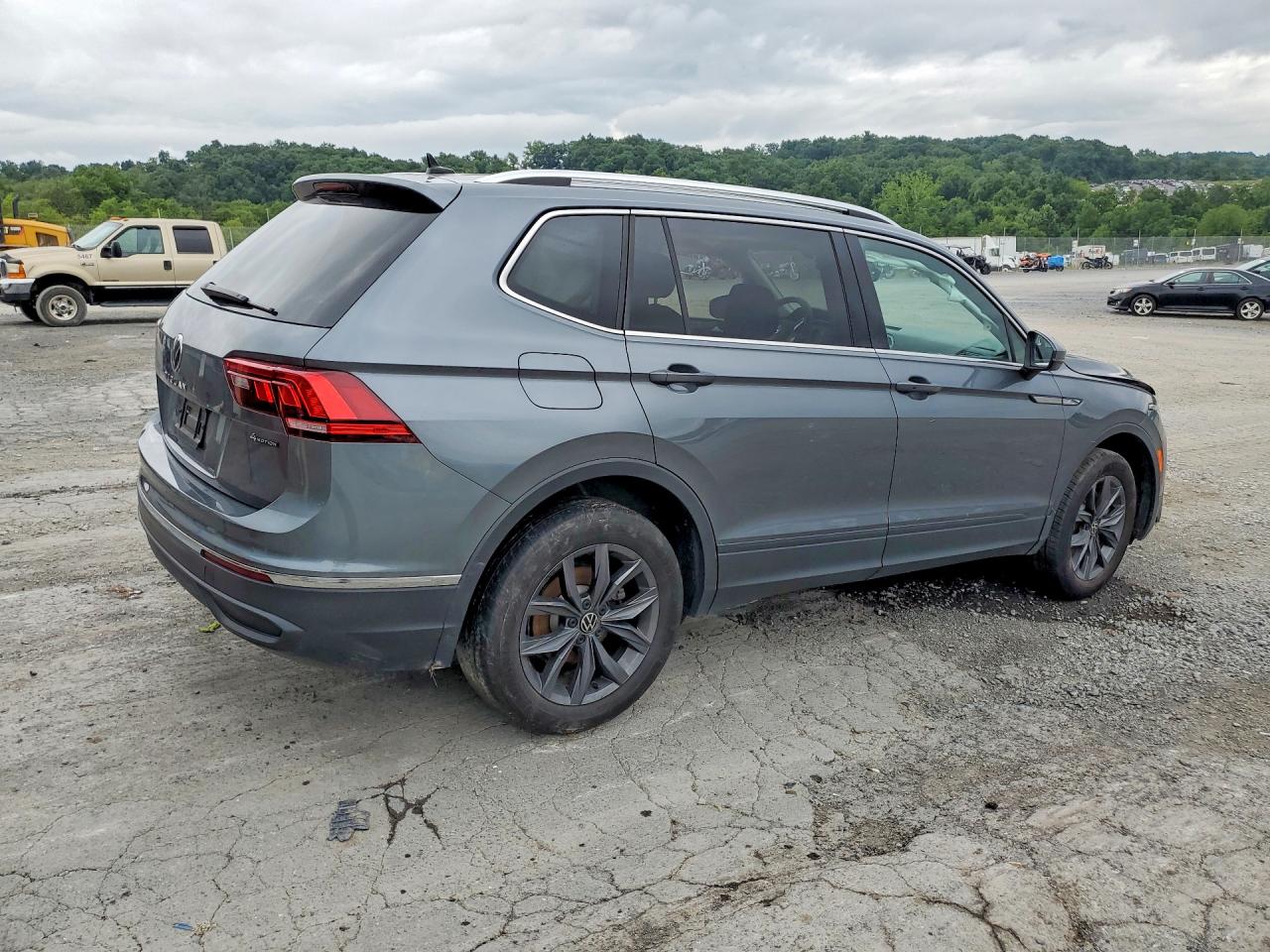 2024 VOLKSWAGEN TIGUAN SE — снимка 3