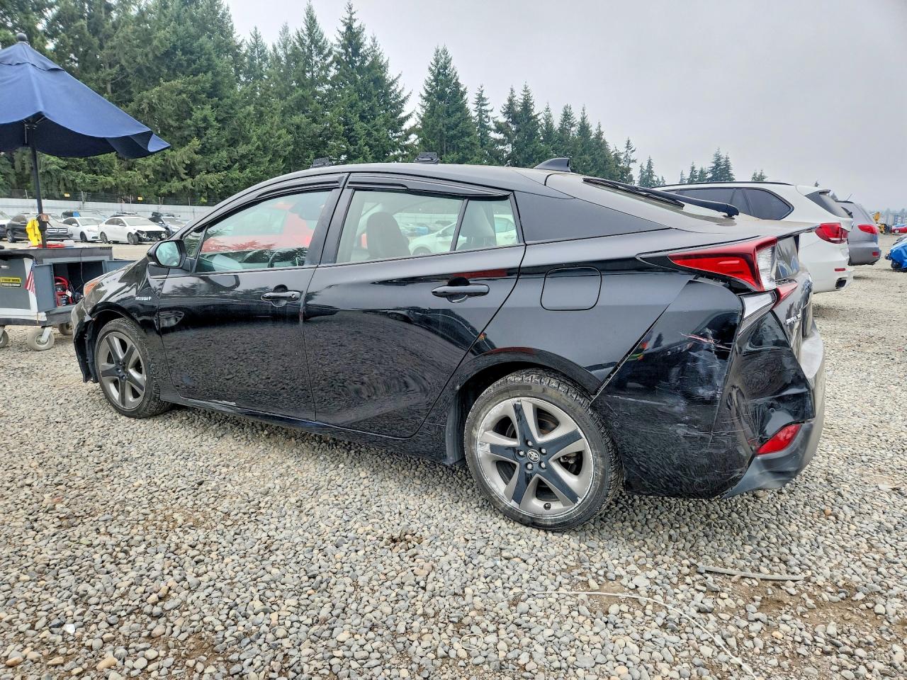 2021 TOYOTA PRIUS XLE — снимка 2