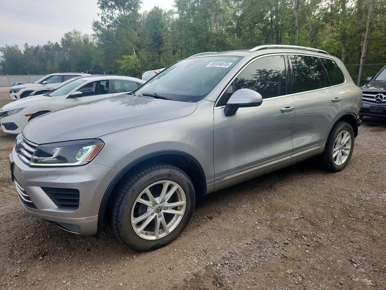 2015 VOLKSWAGEN TOUAREG V6 TDI