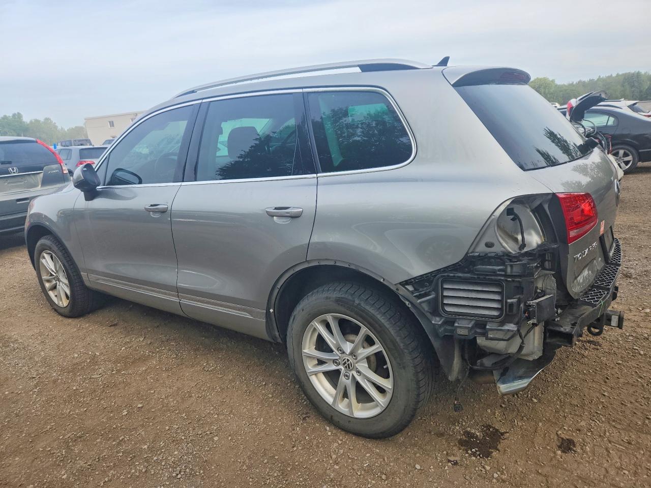 2015 VOLKSWAGEN TOUAREG V6 TDI — снимка 2