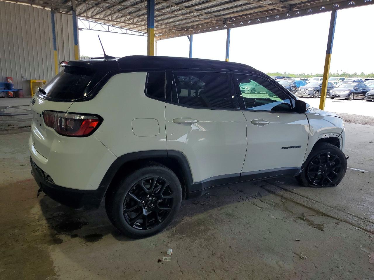 2023 JEEP COMPASS LATITUDE — снимка 3