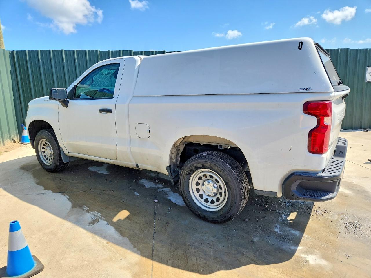 2023 CHEVROLET SILVERADO C1500 — снимка 2